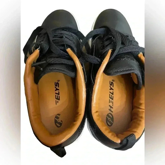 Heelys GR8 Pro HE100388 Unisex Black Leather Skate Shoes size 4 Youth - Picture 11 of 14